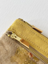 Cargar imagen en el visor de la galería, Cartuchera Butiá (2 cierres)