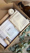 Load image into Gallery viewer, KIT DE MATERIALES PARA TALLER ONLINE DE IMPRESIÓN BOTÁNICA