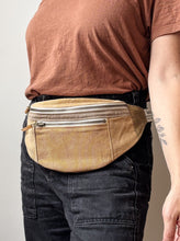 Cargar imagen en el visor de la galería, Riñonera lisa