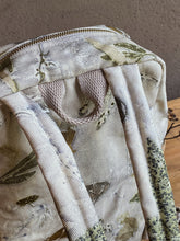 Cargar imagen en el visor de la galería, Mochila Arazá