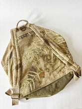 Cargar imagen en el visor de la galería, Mochila triángulo