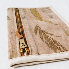 Cargar imagen en el visor de la galería, Porta Pasaporte