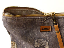 Cargar imagen en el visor de la galería, Necessaire