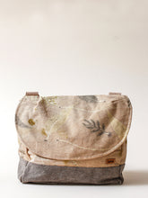 Cargar imagen en el visor de la galería, Bolso mensajero