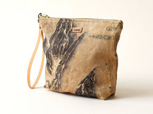 Cargar imagen en el visor de la galería, Necessaire