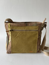 Cargar imagen en el visor de la galería, Cartera Cala
