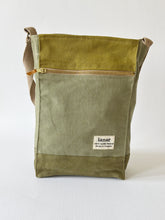 Cargar imagen en el visor de la galería, Matera Lisa
