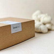 Cargar imagen en el visor de la galería, KIT DE MATERIALES PARA TALLER ONLINE DE TINTES NATURALES
