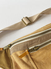 Cargar imagen en el visor de la galería, Riñonera lisa
