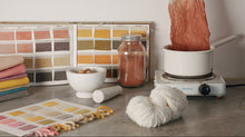 Cargar imagen en el visor de la galería, KIT DE MATERIALES PARA TALLER ONLINE DE TINTES NATURALES
