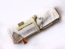 Cargar imagen en el visor de la galería, Roll de crochet
